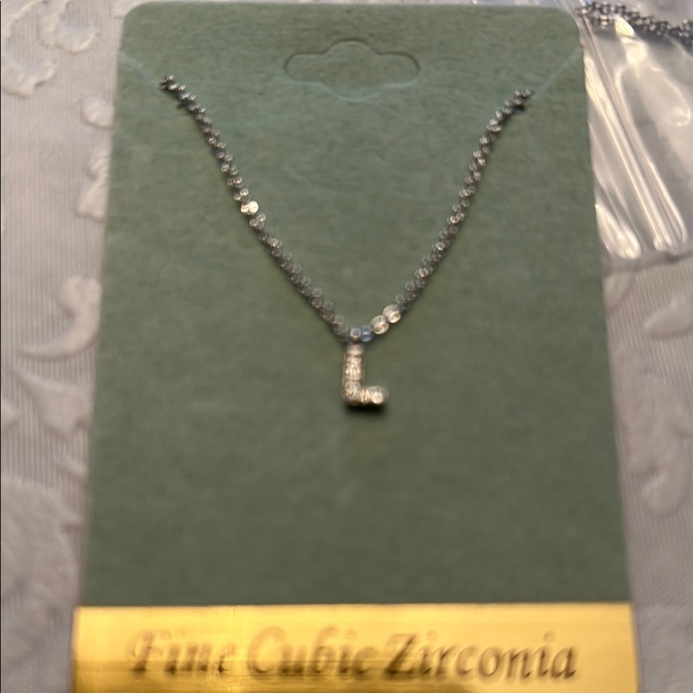 Elegant Silver Cubic Zirconia Necklace